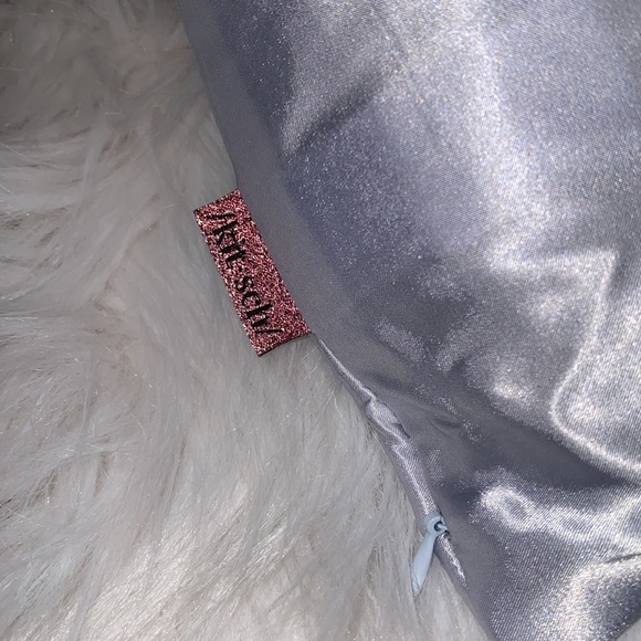 KITSCH Satin pillowcase/ SILVER - Picture 3 of 6